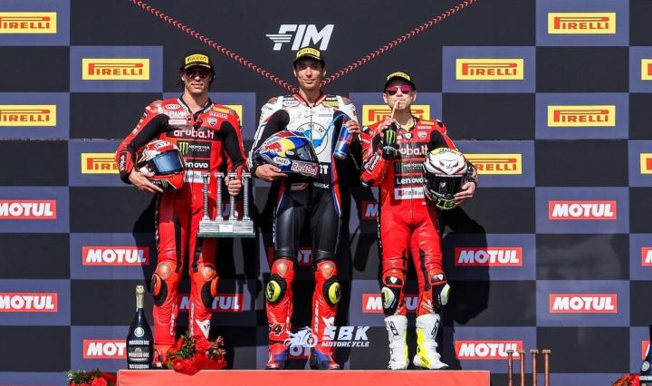 TOPRAK RAZGATLIOĞLU Claims First Place in the Superpole Race! | WSBK Barcelona Speaking after the race, Razgatlıoğlu said, "I am really happy. Because this time I wasn't sure if luck would be on my side. I made a mistake at turn 10, lost control. But I managed to turn that situation to my advantage, kept close until the final corner. I was close enough to make a move at the last corner. I entered the final corner in second gear, tightened the line, and the plan worked perfectly. The acceleration wasn't as bad as I expected, and I won again. Actually, I wasn't too surprised. I always pictured that final corner in my mind, and I made it happen. I didn't surprise myself. I owe an incredible thank you to the team, they did a fantastic job. We will fight for victory again in the next race.