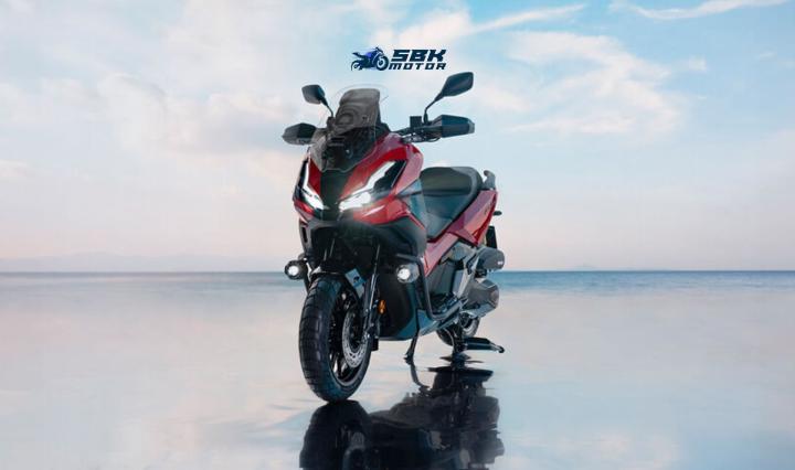 Honda Motorcycles Unveiled at 2024 EICMA: New Features and Updates Honda NC750X (2025 Model): Enhanced Braking System: The addition of a dual-disc braking system in the front provides improved safety. Balanced Weight Distribution: Adjustments in the engine block design offer a more balanced center of gravity. DCT (Dual Clutch Transmission): The refined DCT system enables smoother throttle control. Upgraded Design: Visual enhancements, including a redesigned front headlight, lend a modern and distinctive appearance.